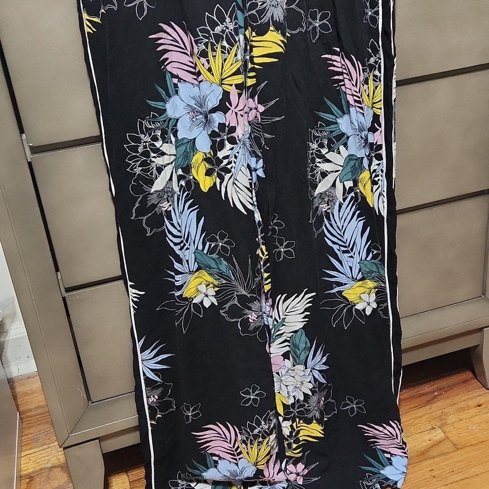 Zac & Rachel Black Flower Rayon Ladies Pants - Picture 2 of 6